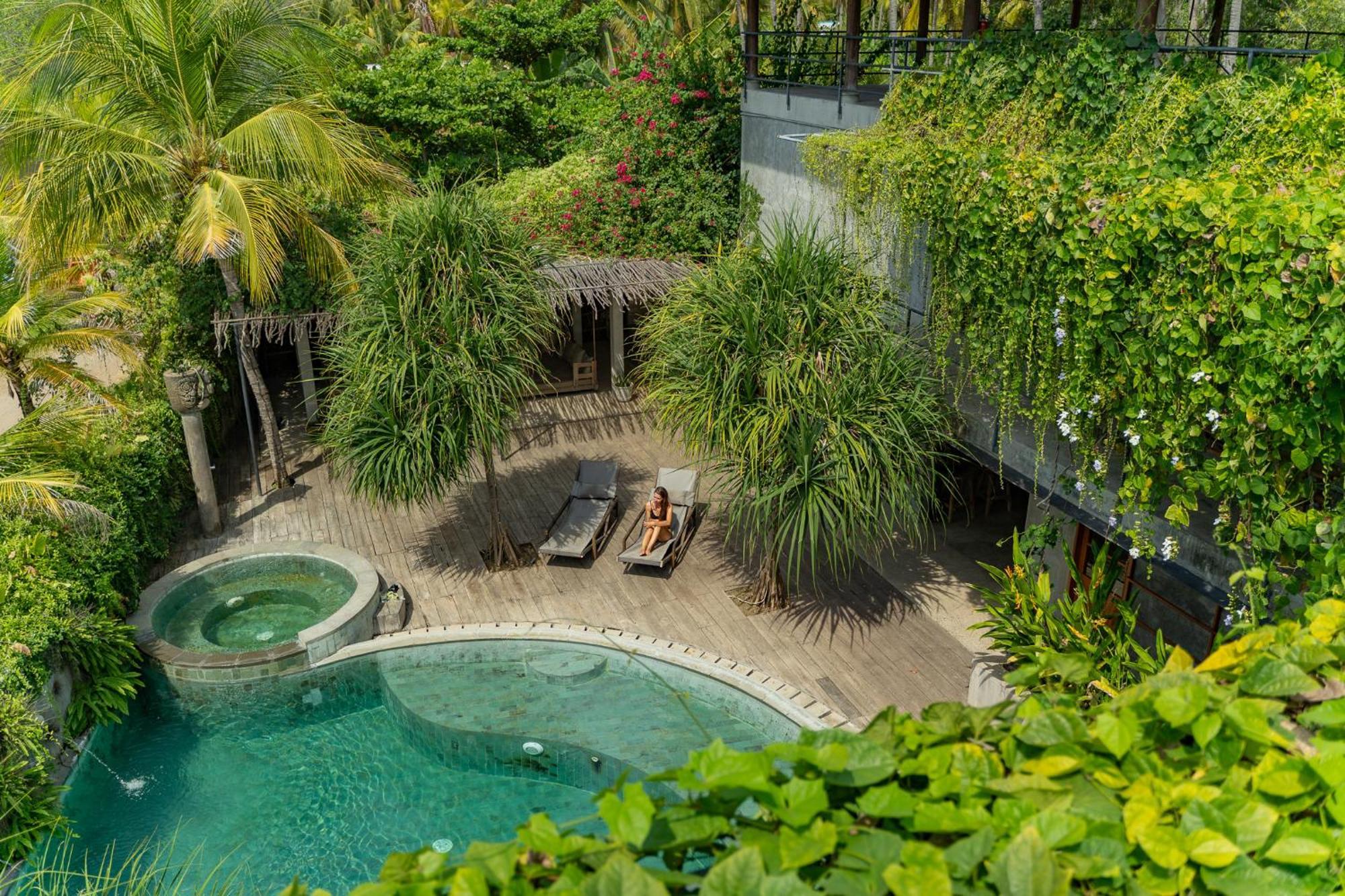 Mangroove Bay Boutique Hostel Banyuwedang Exterior foto